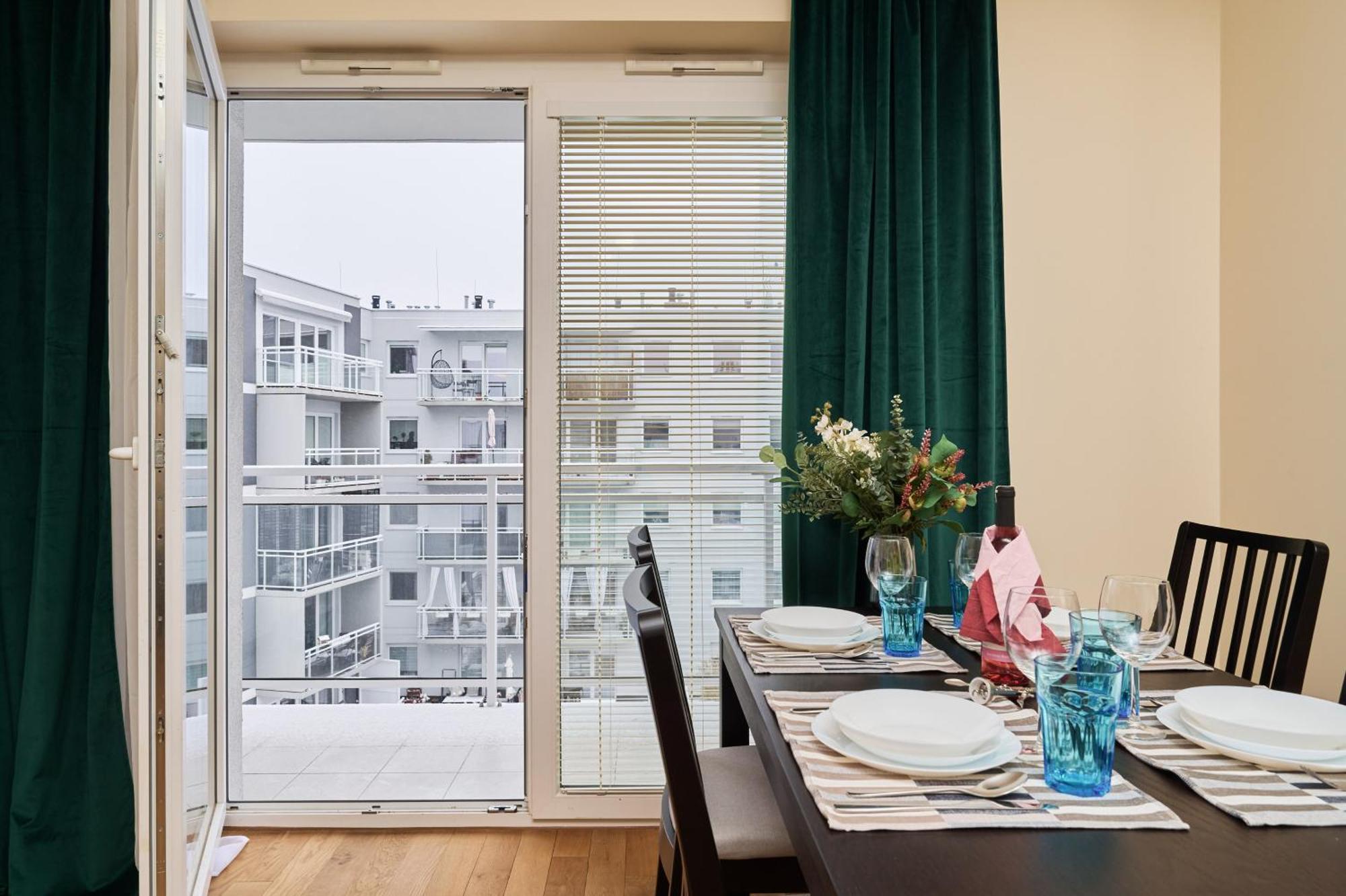 Wroclaw Rose Apartments By Noclegi Renters 外观 照片