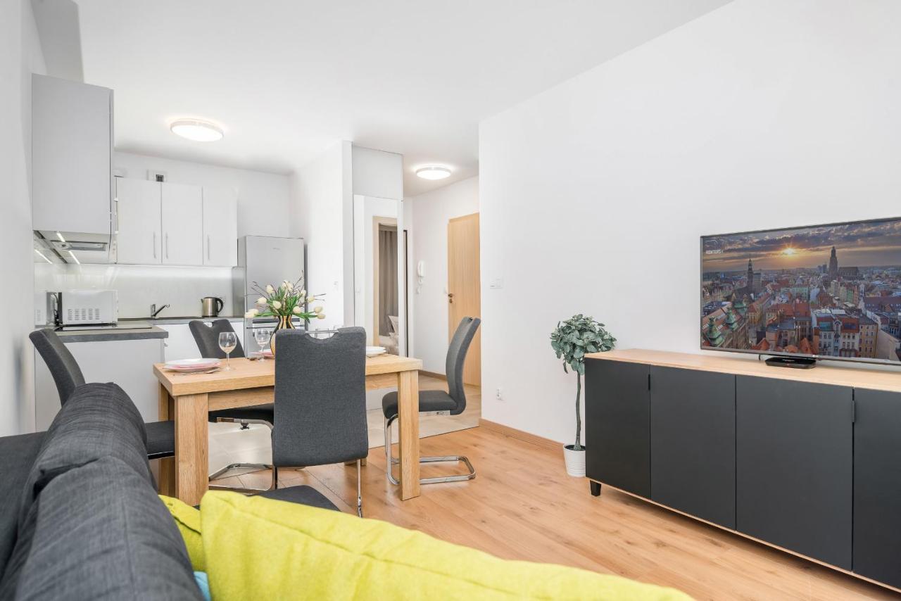 Wroclaw Rose Apartments By Noclegi Renters 外观 照片