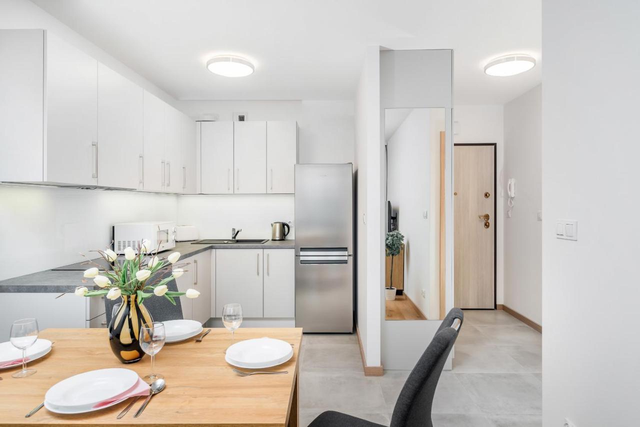 Wroclaw Rose Apartments By Noclegi Renters 外观 照片